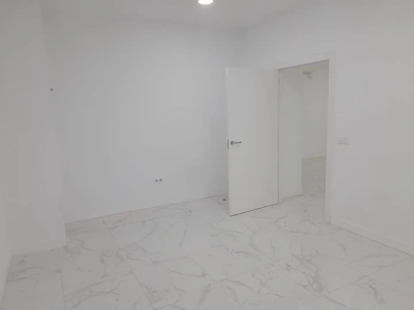 Local comercial en  CORNELLA - Foto 15