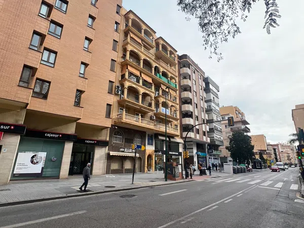 Piso en Av Juan Sebastian Elcano, El Palo - Foto 21