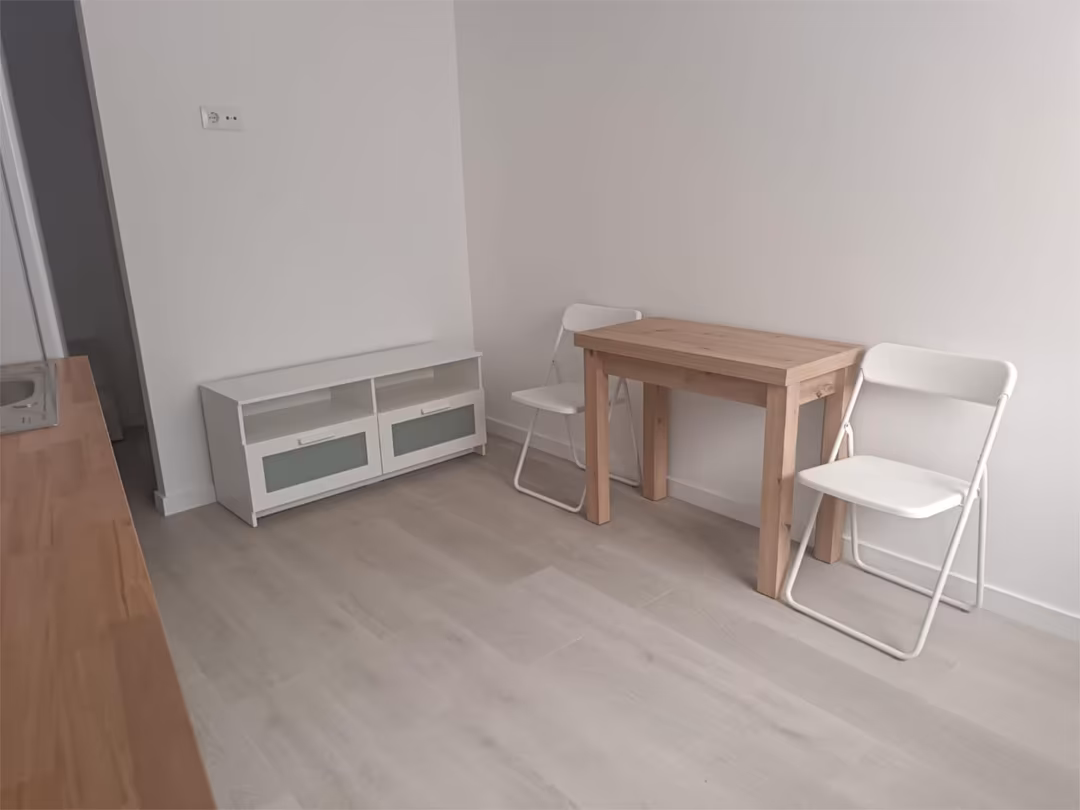 Planta baja en  Calle del Párroco Segundo Vega 89 - Foto 4