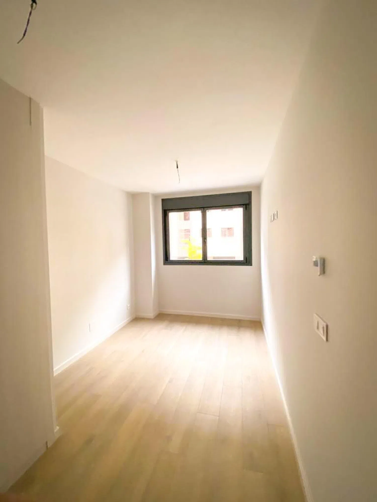 Piso en calle de Persiles y Segismunda, 42 b - Foto 1