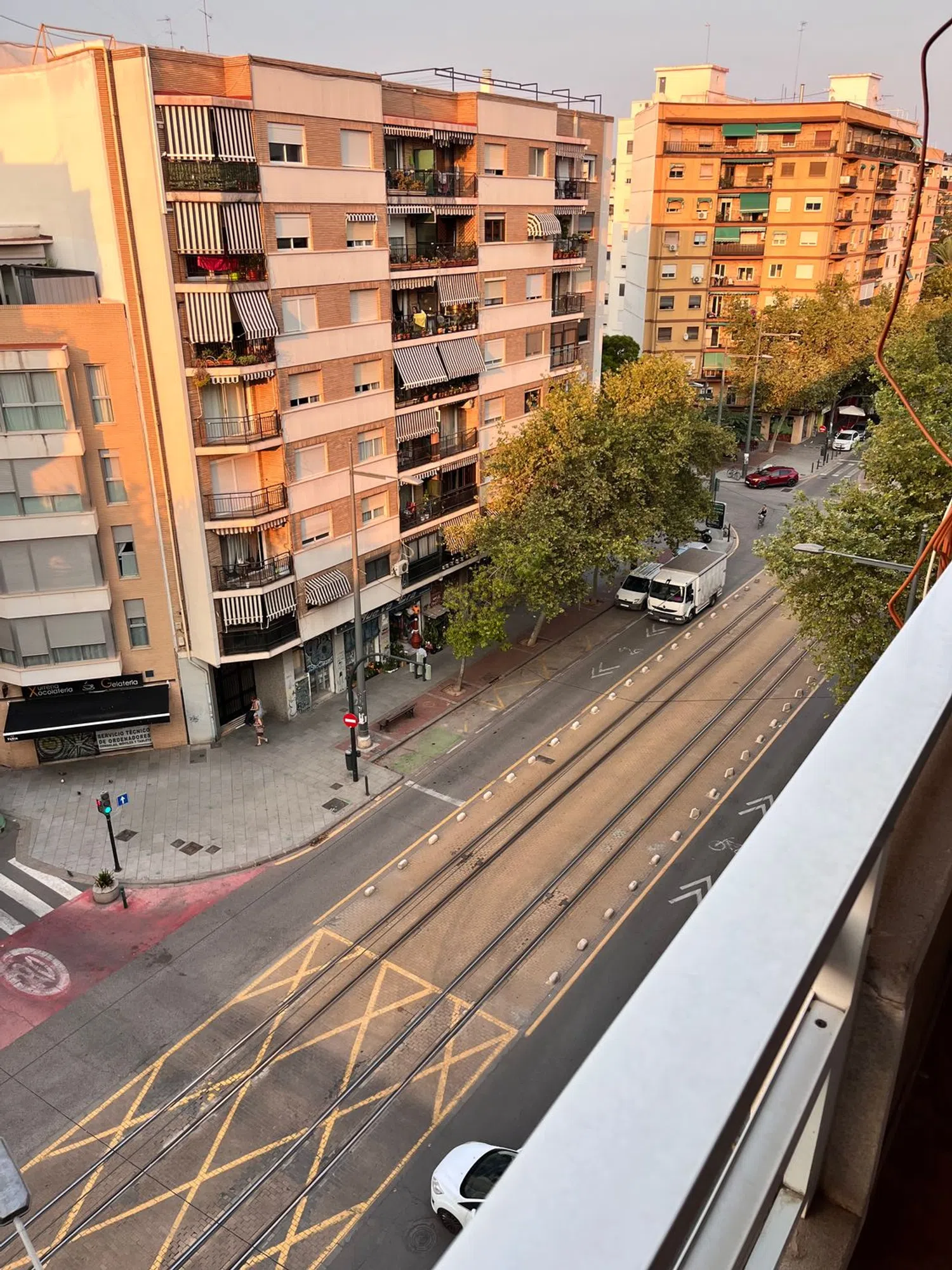 Piso en calle del Doctor Vicent Zaragoza, 64 - Foto 1