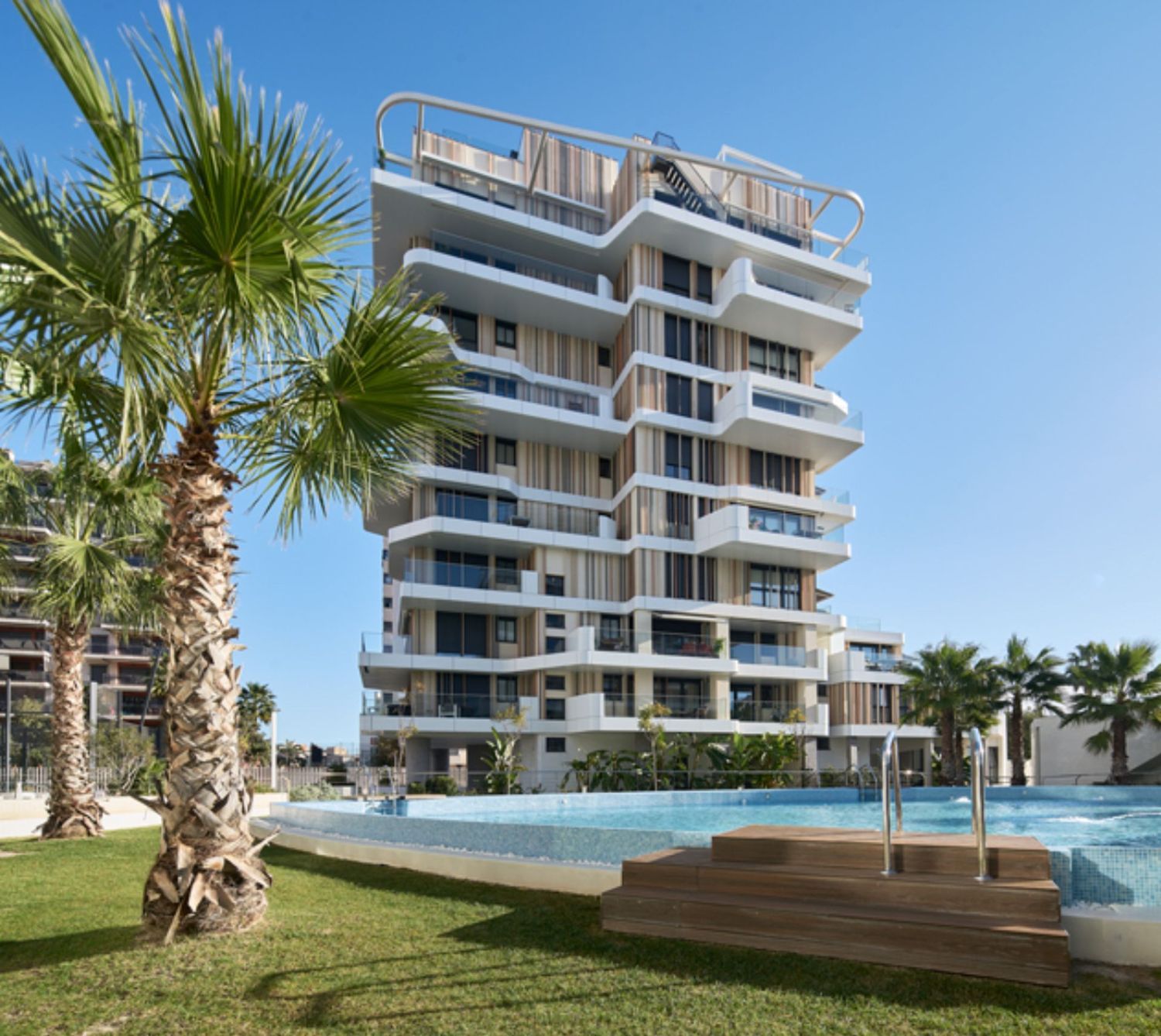 Piso en avenida Artista Remigio Soler López, 9