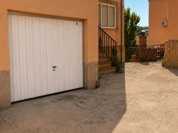 Chalet pareado en Calle Bayona, 1 - Foto 8