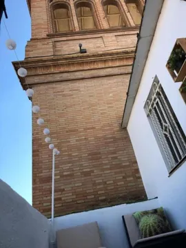 Estudio en  Calle Trajano 37