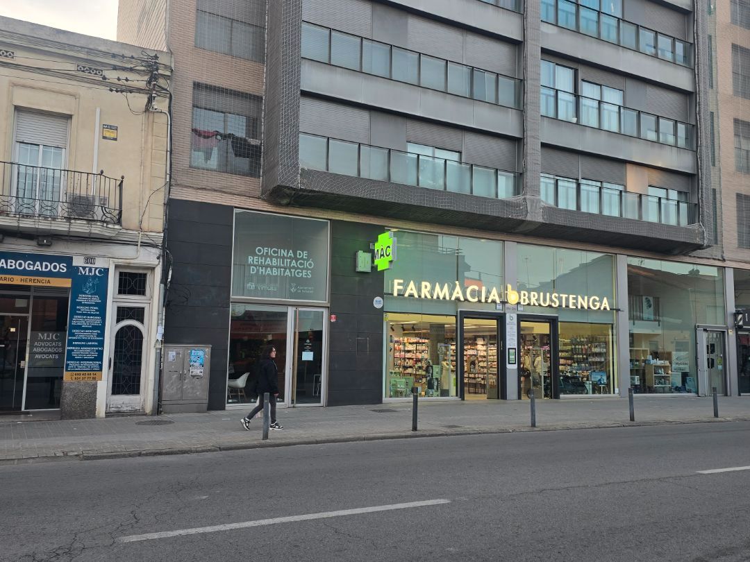 Local comercial en  Carretera de Barcelona 598 - Foto 1