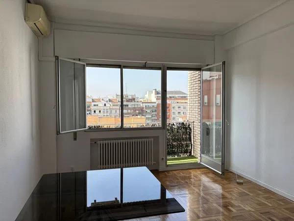Piso en calle de María de Molina, 66