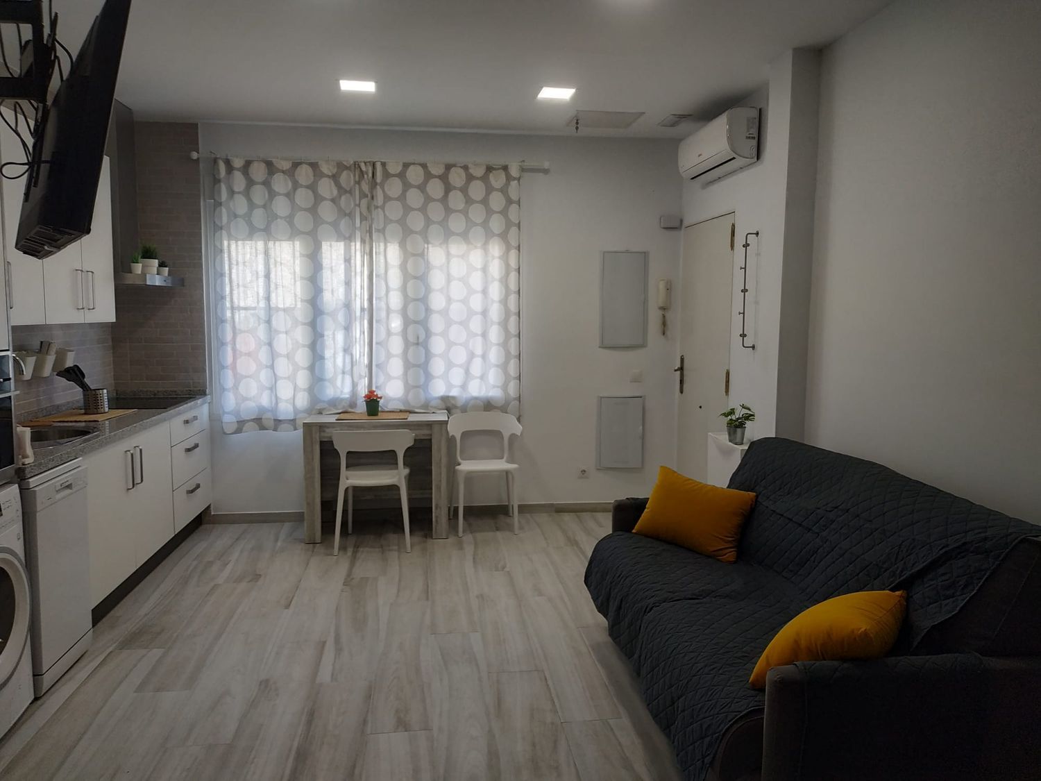 Estudio en Avenida Juan Sebastián Elcano, Pedregalejo - Morlaco - Foto 6