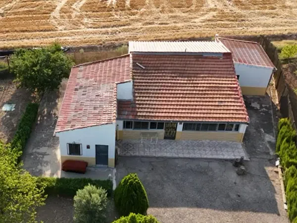 Casa o chalet independiente en Carretera M-311 s/n - Foto 2