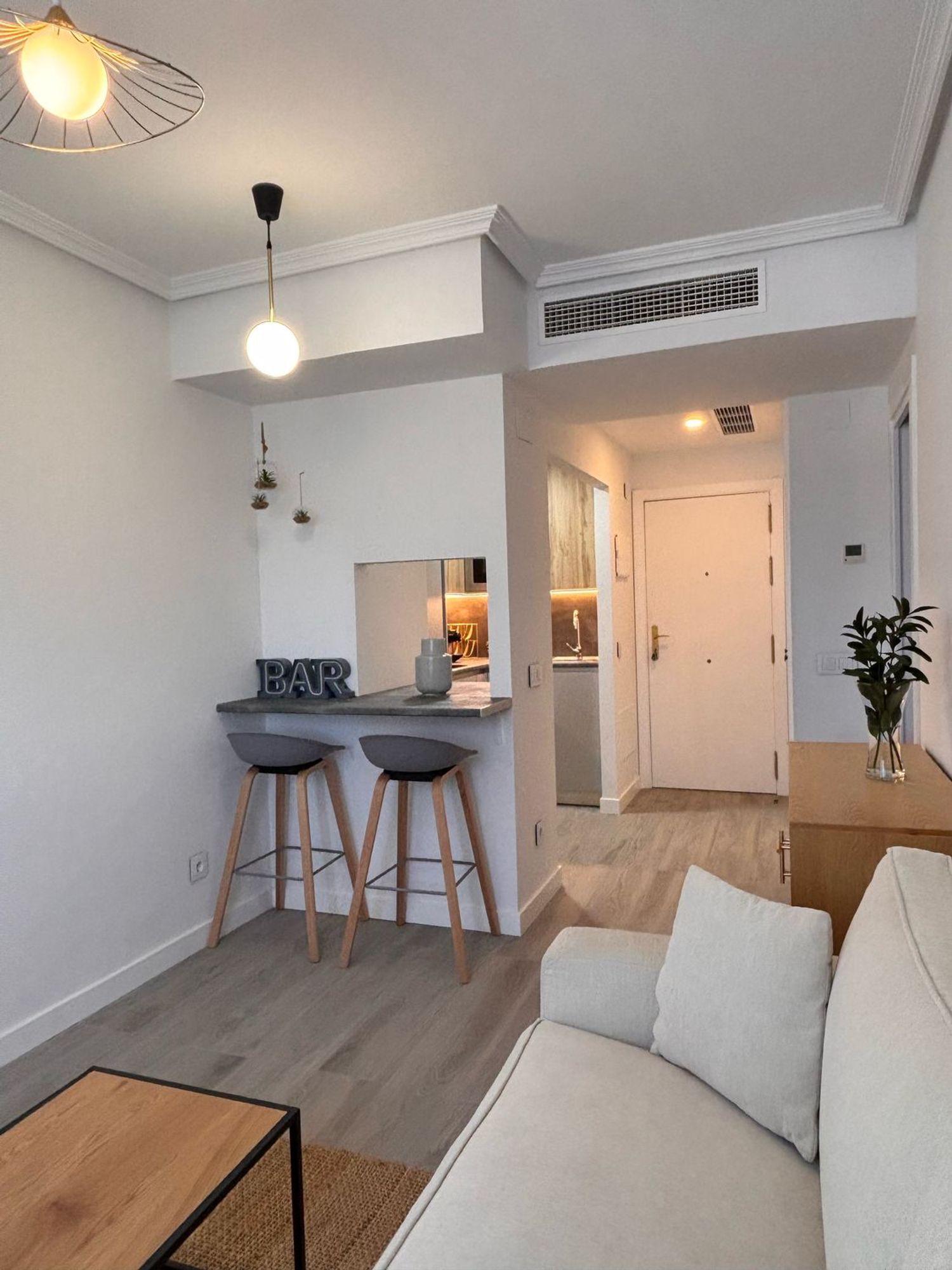 Piso en Urb. atalaya de arturo soria Barrio Costillares - Foto 1