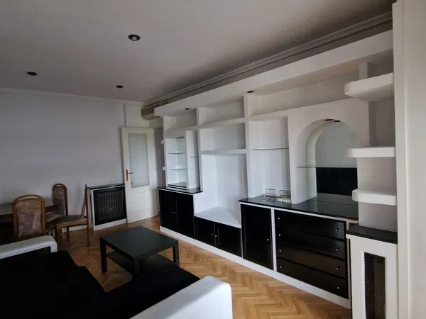 Piso en calle Reyes Aizquibel, 22