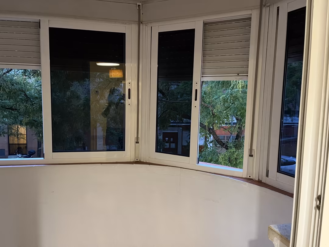 Piso en  Calle Diego Angulo Íñiguez 9