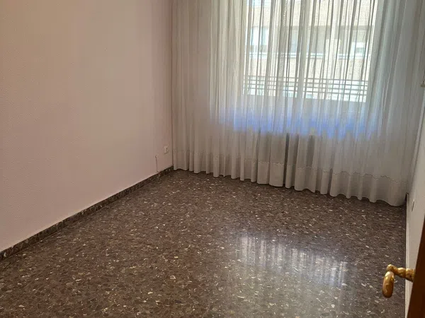 Piso en Avenida de Cesáreo Alierta, 39, Parque Miraflores - Foto 14