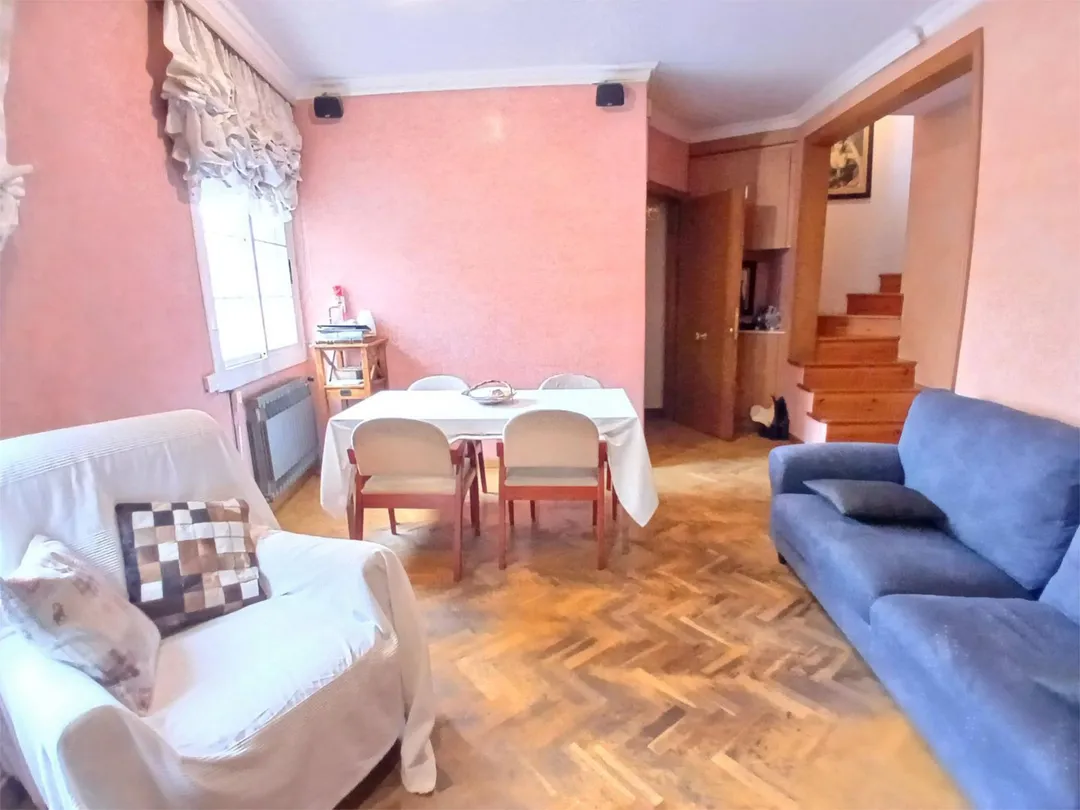 Casa adosada en  Carrer d'Ausona 68 - Foto 23