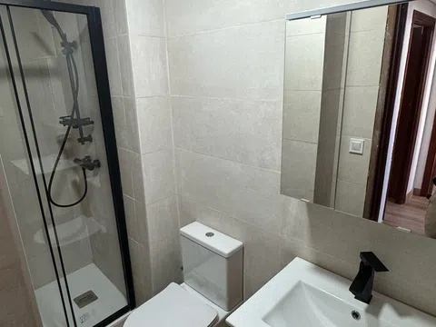 Piso en calle Castro Urdiales, 9