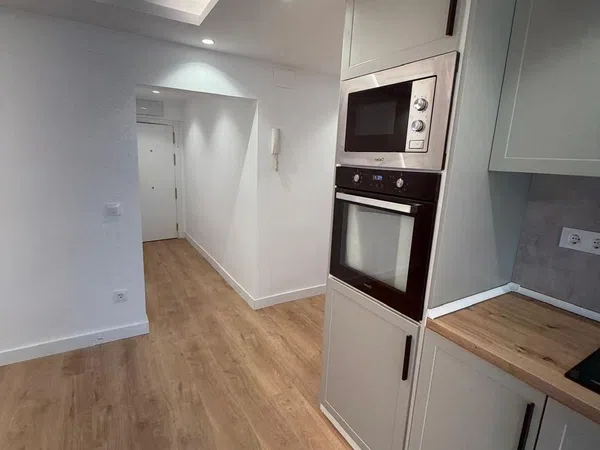 Piso en venta en Avenida de la Constitucion, 58 - Foto 2
