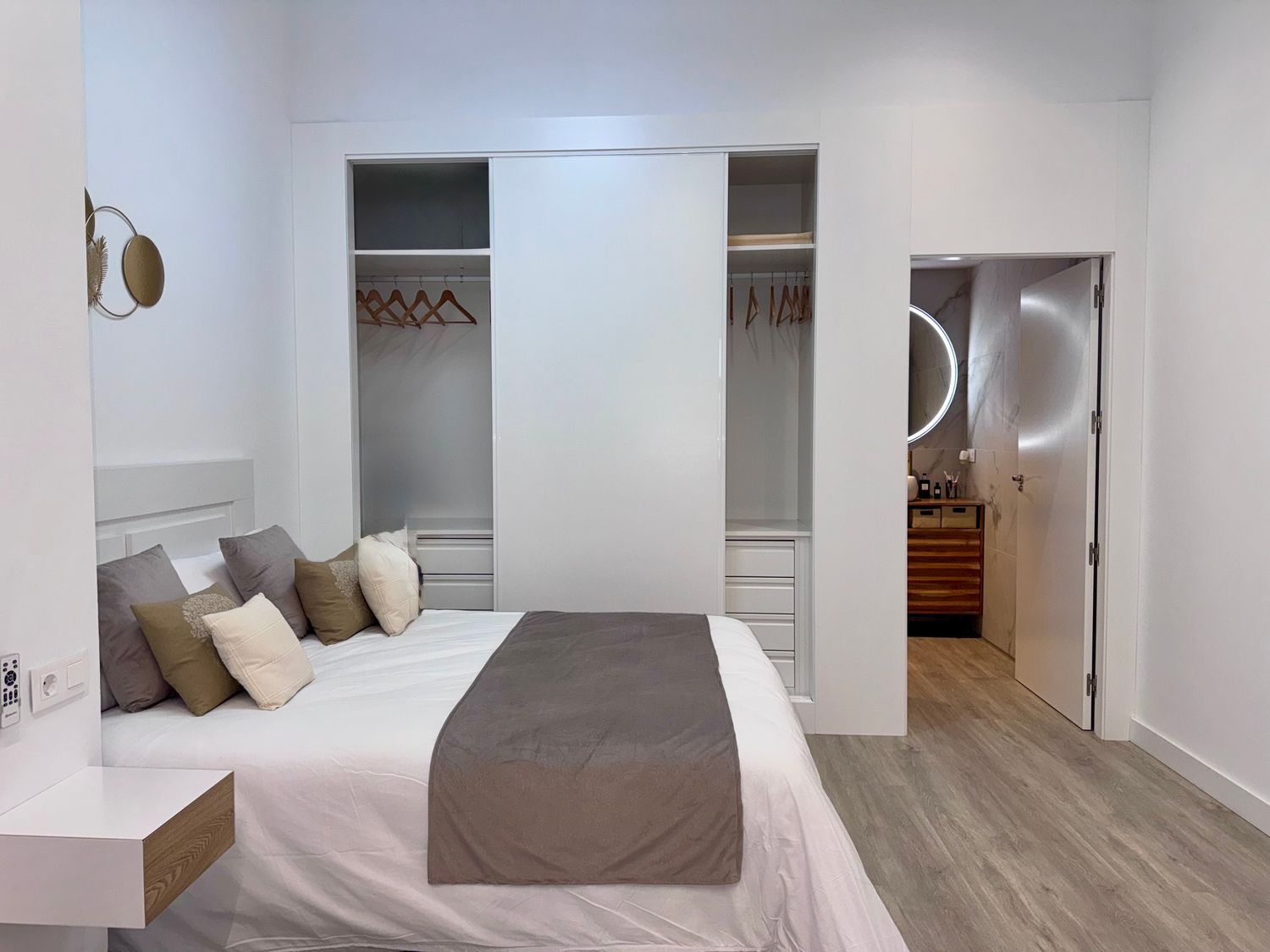 Estudio en calle Omar, 8 - Foto 8