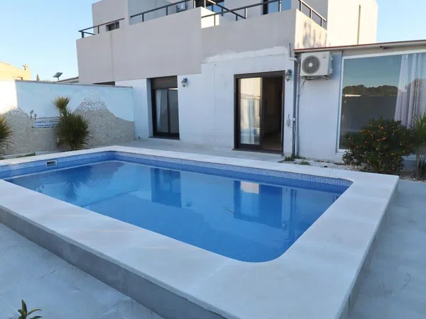 Chalet pareado en Calle Riu Turia - Foto 33