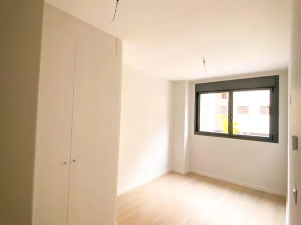 Piso en calle de Persiles y Segismunda, 42 b - Foto 3