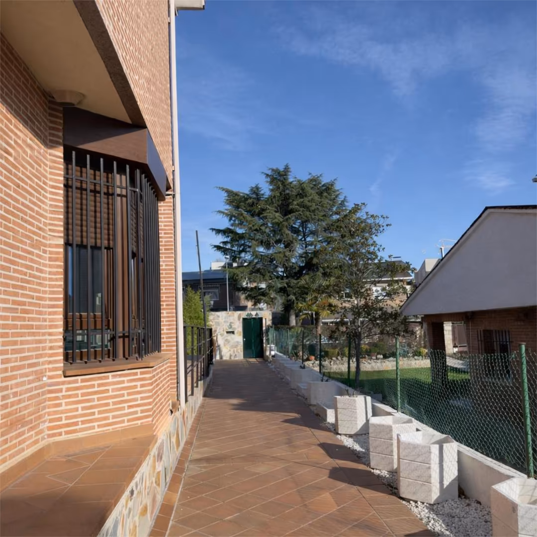 Chalet en  Calle de Julio Romero de Torres 4 - Foto 24