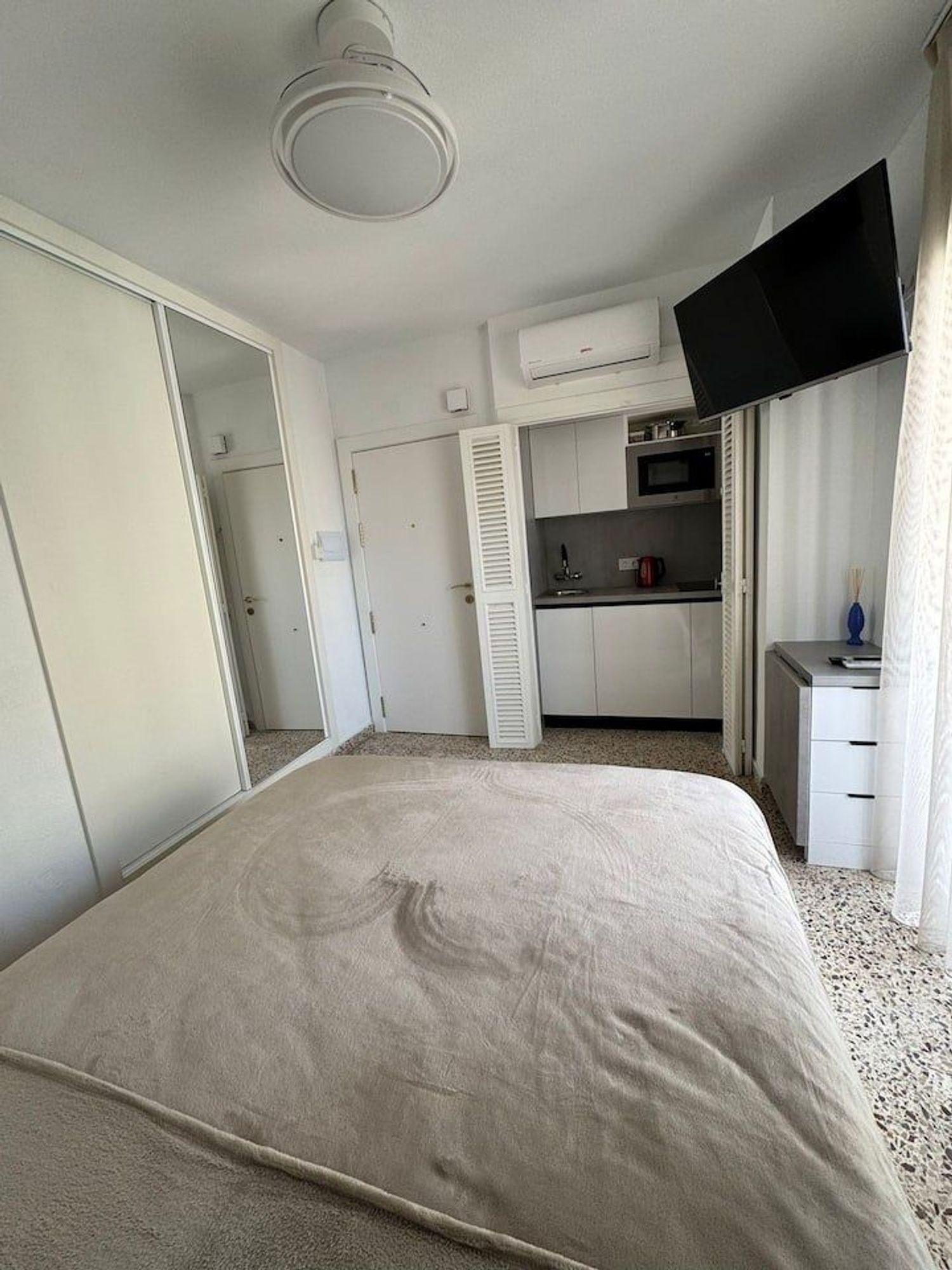 Estudio en Avenida Alfonso El Sabio, 25, Centro Tradicional - Foto 2