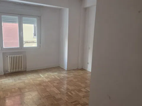 Piso en calle de los Fundadores, 5