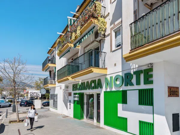 Piso en avenida Pablo Ruiz Picasso, 64 - Foto 1