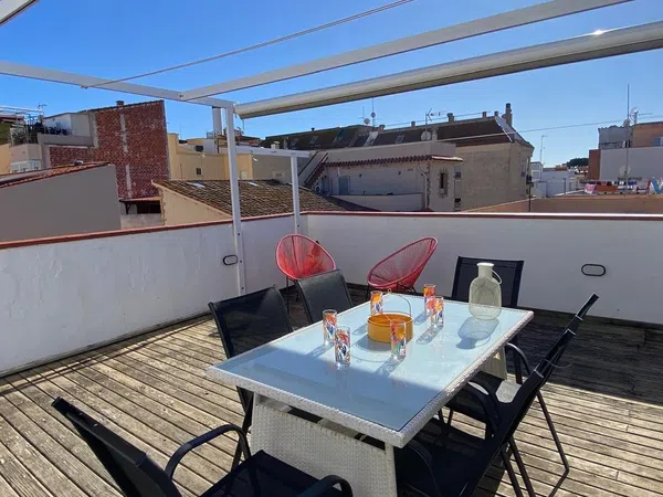 Casa o chalet independiente en Corsega, 32, Centre-El Pedró, Centre-El Pedró - Foto 1