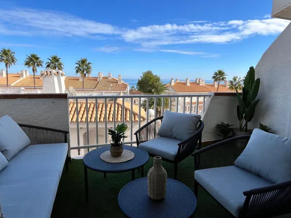 Chalet adosado en Avenida de las Adelfas, 230, Aguamarina - Foto 7