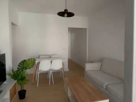 Casa de pueblo en calle del Periodista Badia, 8