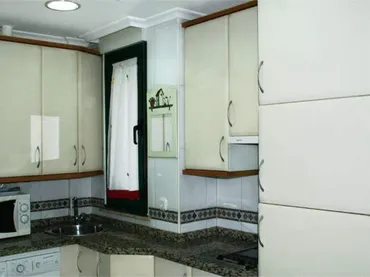 Apartamento en Avenida de los Comuneros - Foto 2