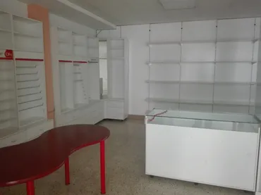 Local comercial en  Carretera de Rellinars - Foto 4