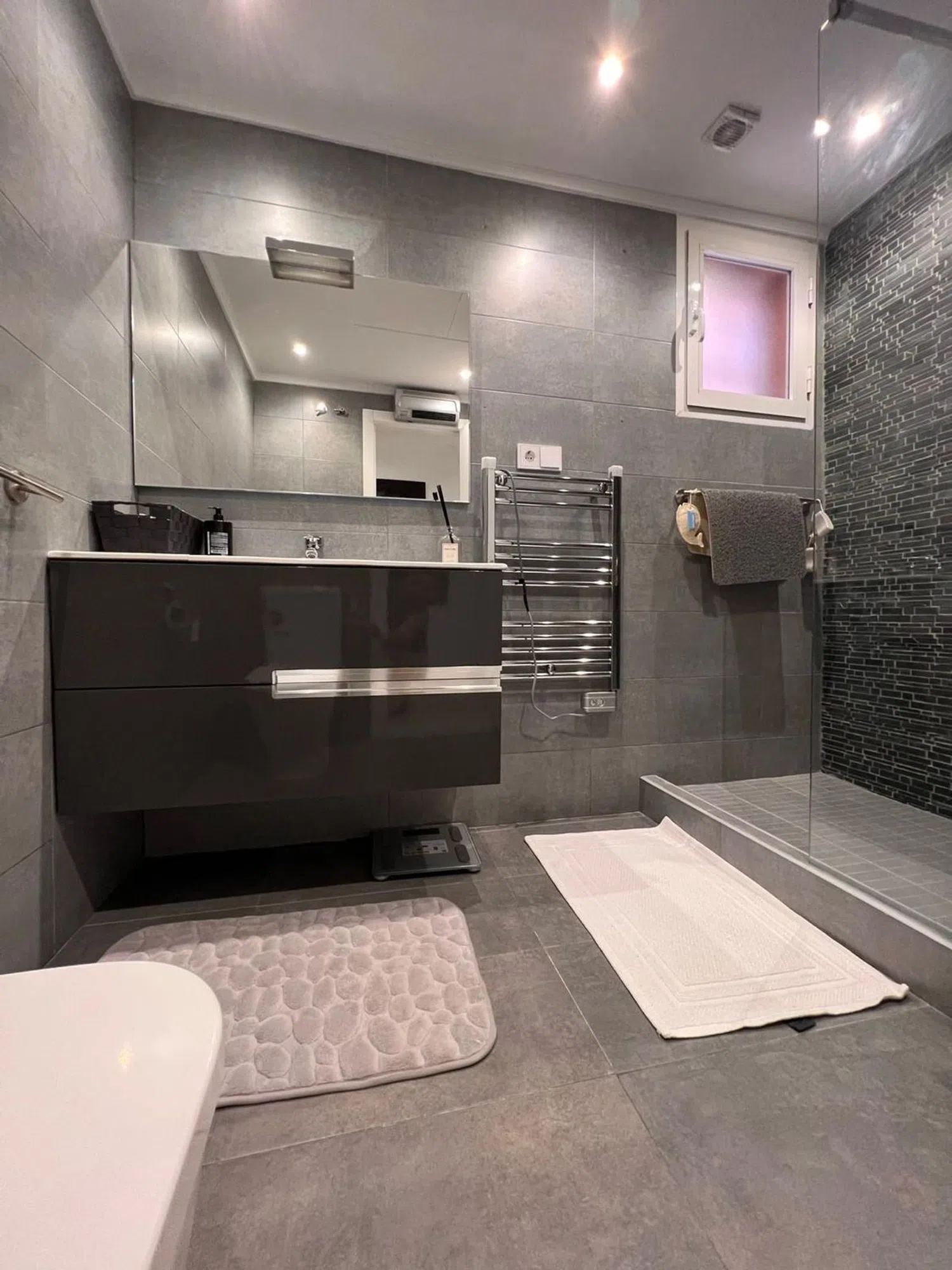 Piso en calle Isabel Clara Eugenia, 357 - Foto 7