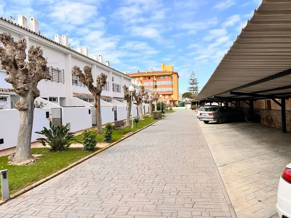 Chalet adosado en avenida de la Axarquía, 28 - Foto 25