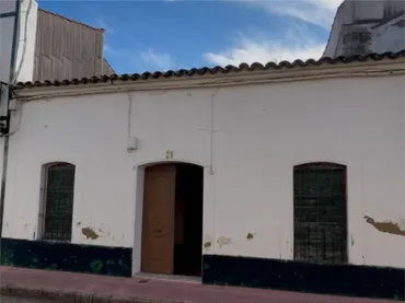 Casa adosada en  Calle Tentudía 21 - Foto 2
