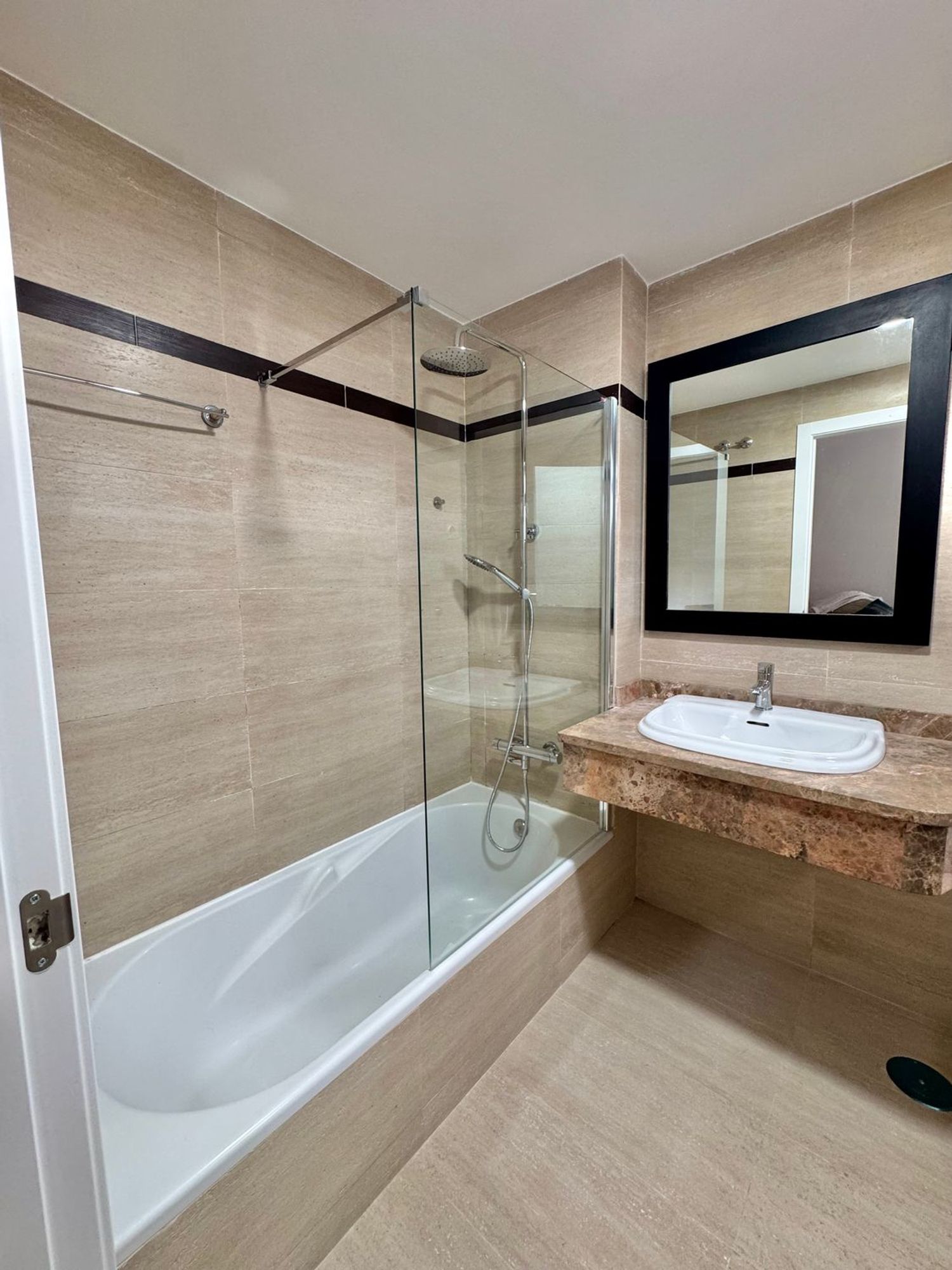 Chalet adosado en calle Pepa Flores Marisol, 30 - Foto 12