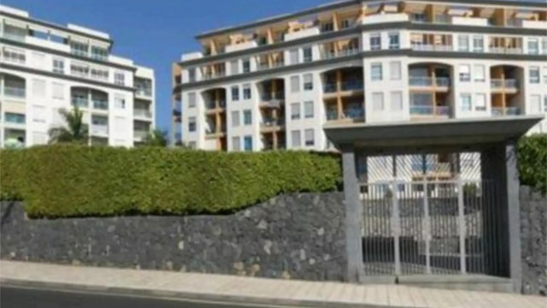 Piso en  Avenida del Sur 1 - Foto 1