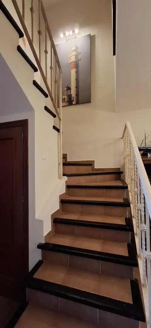 Casa adosada en  Calle Almirante Cervera 52 - Foto 4