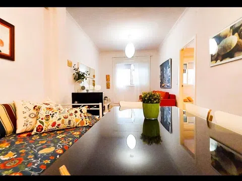 Piso en calle Teodosio, 5