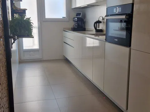 Piso en calle de Cuba, 77