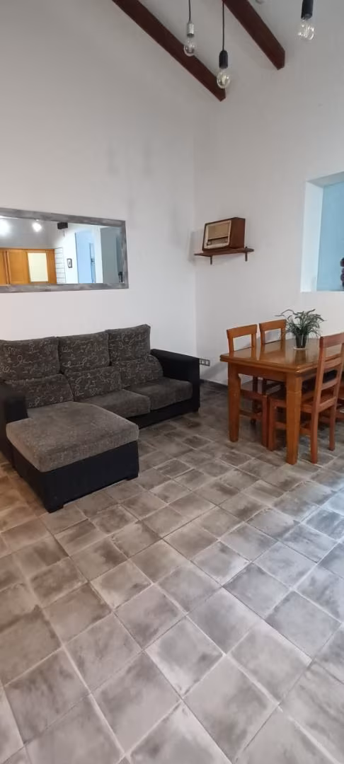 Piso en  Carrer de Francesc Julià 33 - Foto 2