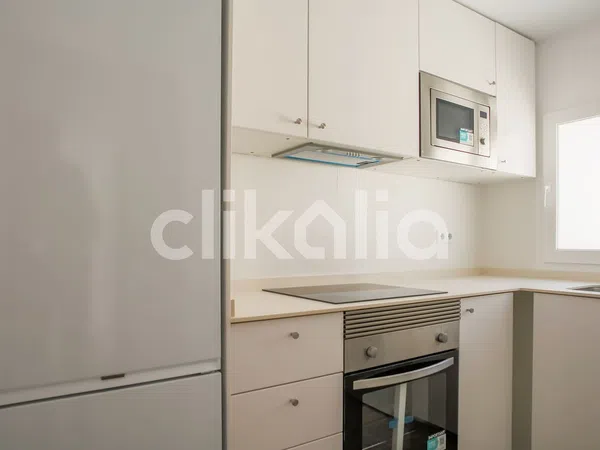 Piso en calle Alfonso X el Sabio - Foto 6