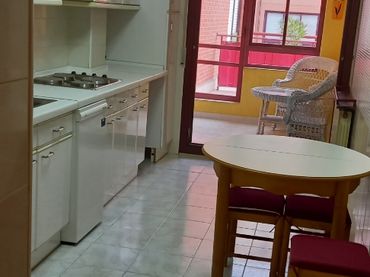Piso en  Calle Príncipe de Asturias 4 - Foto 1