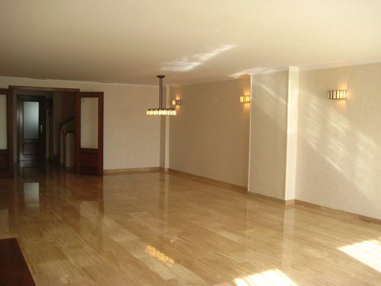 Chalet adosado en calle Polin Laporta, 3 - Foto 1