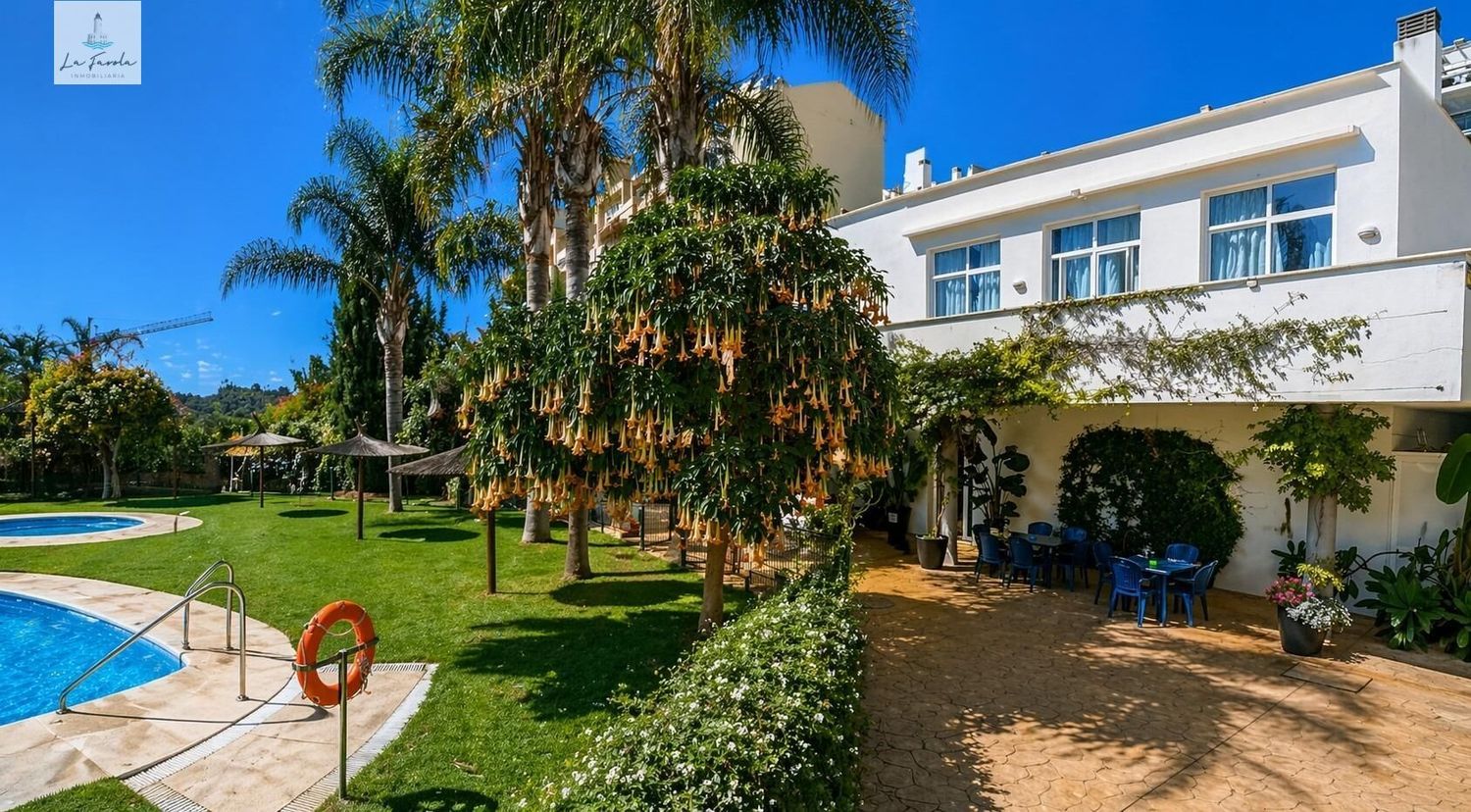 Chalet adosado en Limonar - Foto 4