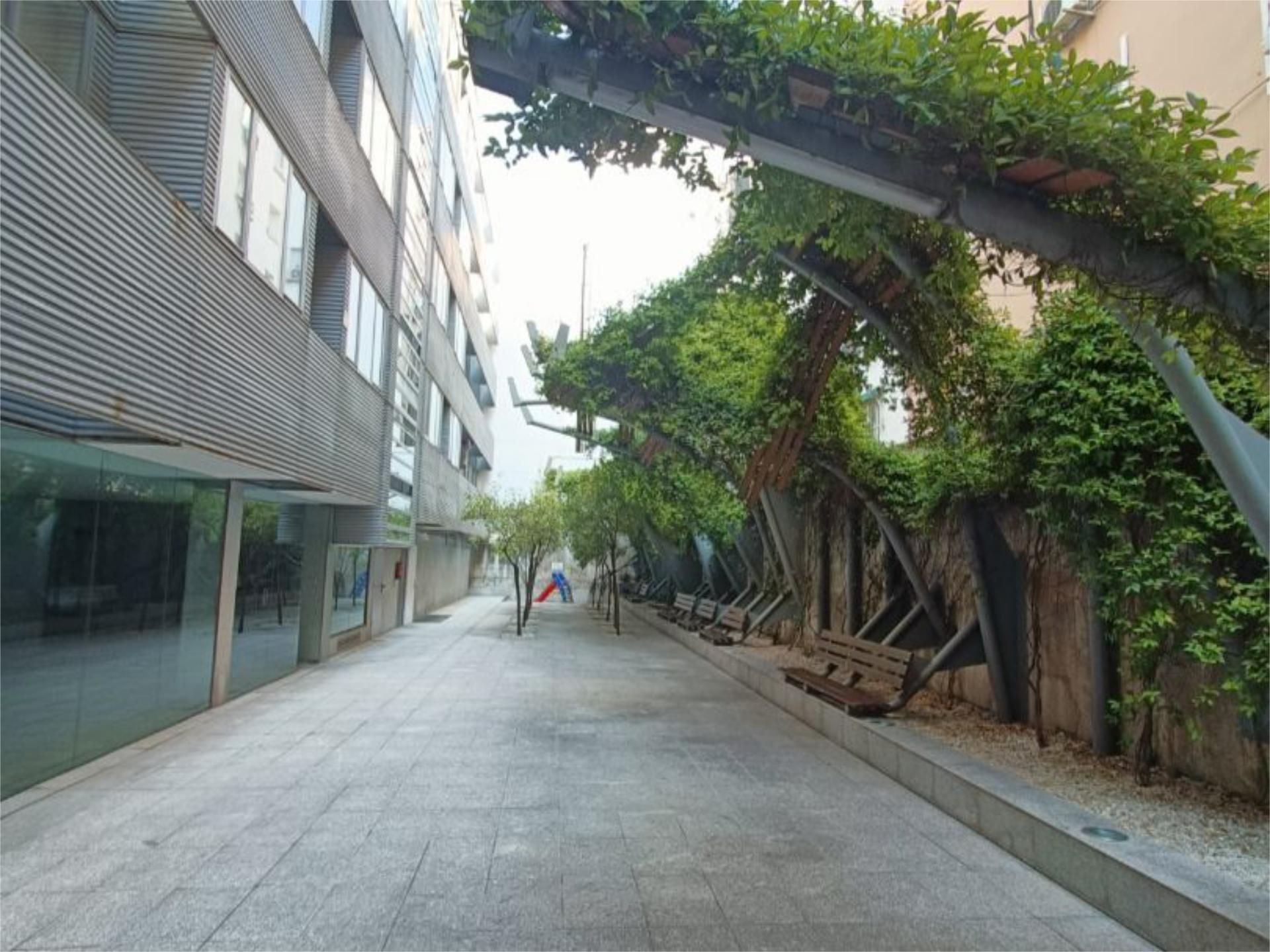 Piso en  Calle del Amparo 103