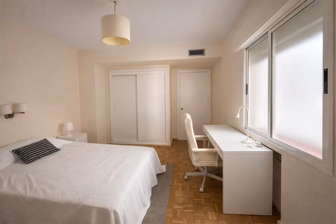 Piso en  Avenida de la Reina Mercedes 27 - Foto 8