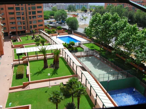 Piso en calle de Nicolás Salmerón, 32