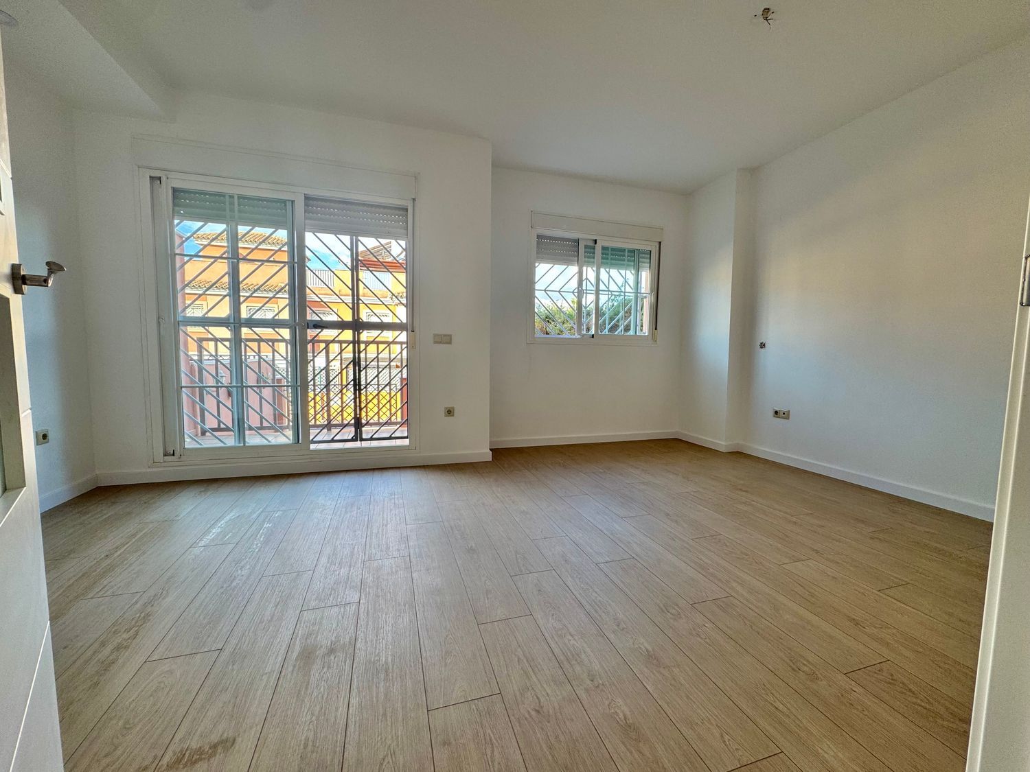 Chalet adosado en calle Pepa Flores Marisol, 30 - Foto 5