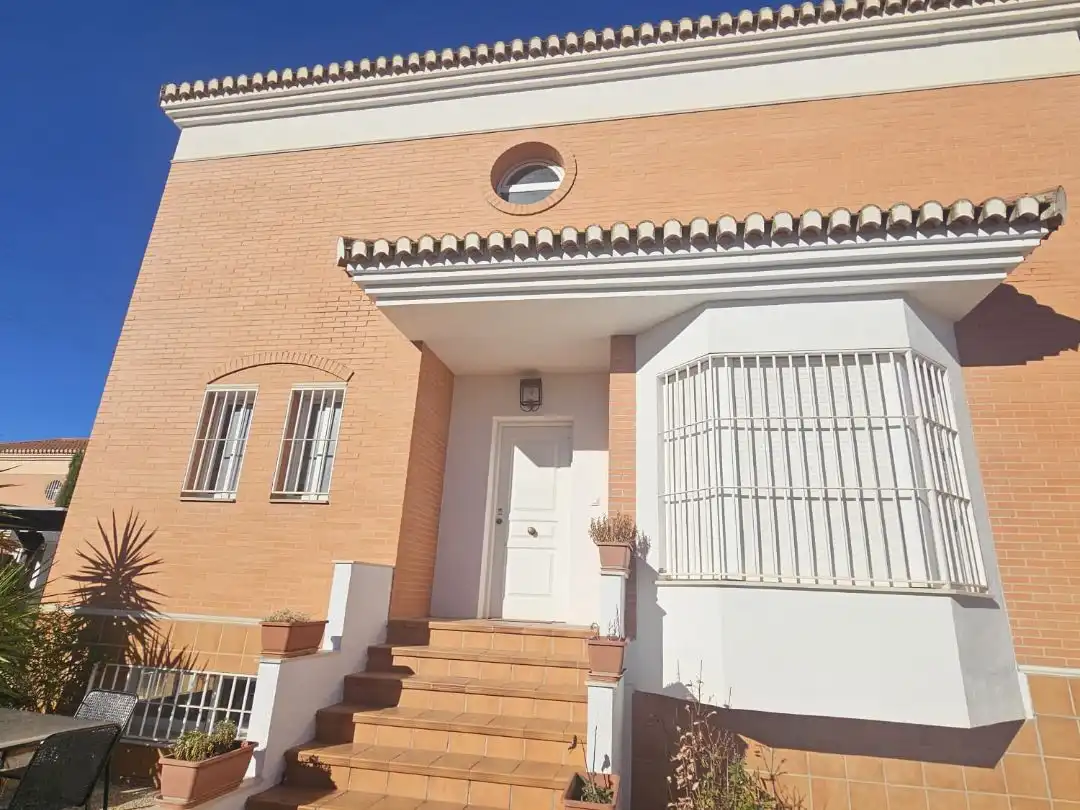 Chalet en  Calle Mar Mediterráneo 5 - Foto 2