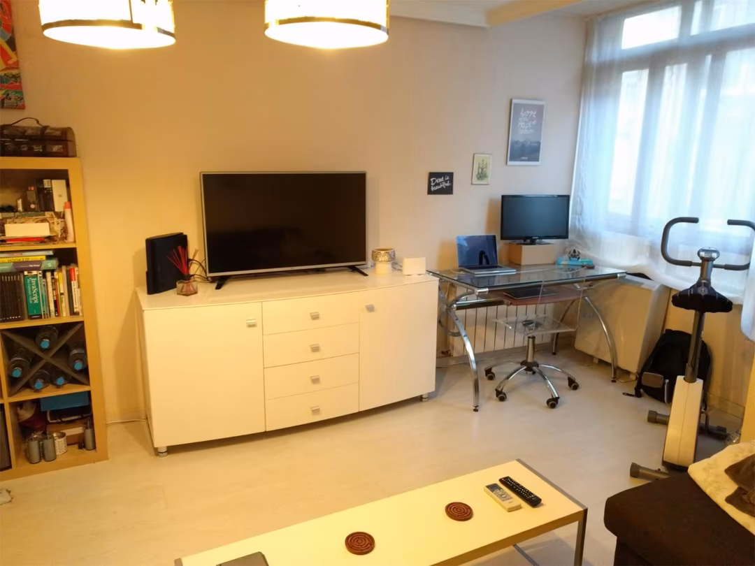 Apartamento en  Calle de Valdeacederas 75 - Foto 2